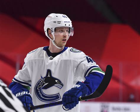 elias pettersson givenchy|Elias Pettersson goes for 2 points again as Canucks best Flames.